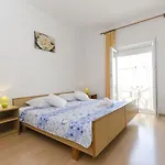 Anastazija *