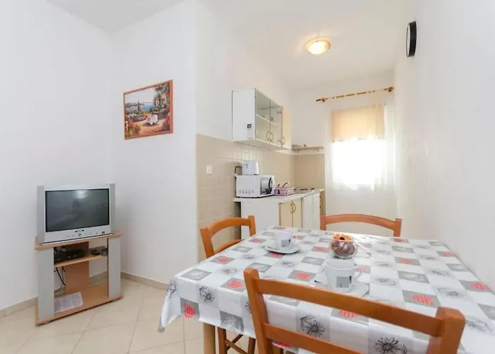 Anastazija Appartamento *